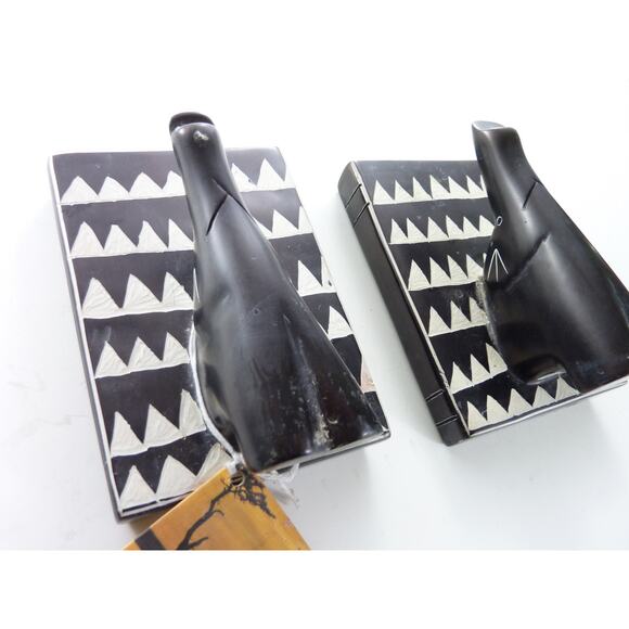 Vintage Bookend Hand Carved Elephants - Picture 2 of 5